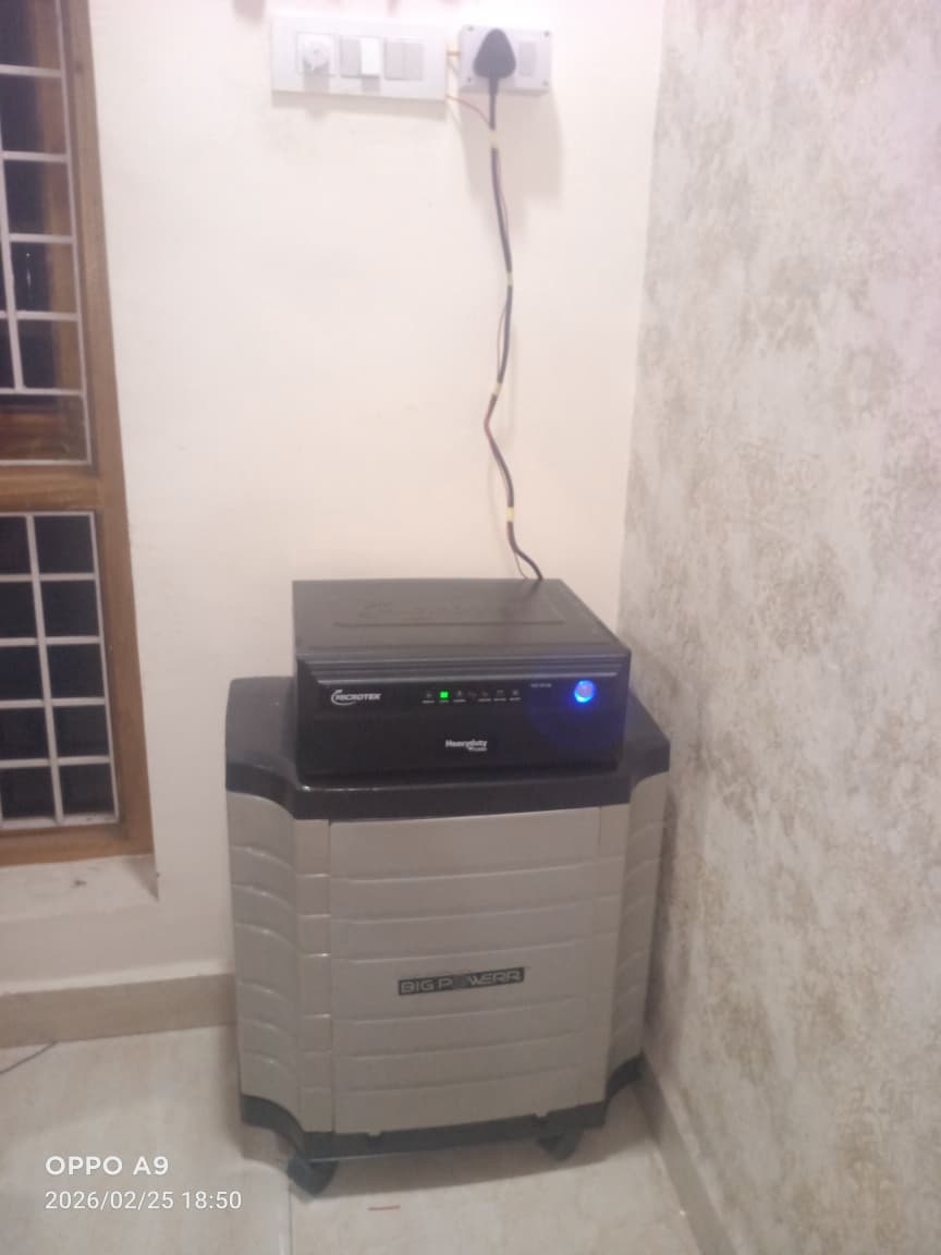 Microtek Heavy Duty inverter with BIG POWERR 180Ah tubular battery installed in a Hyderabad apartment by Satyajan Energy Solutions.